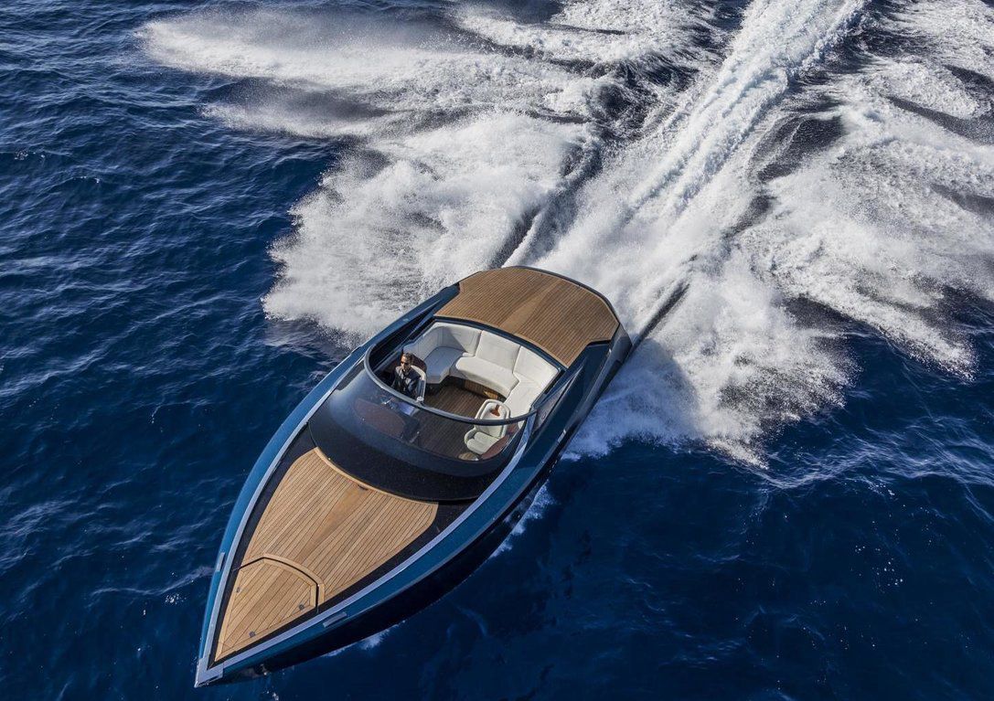 Aston Martin Powerboat