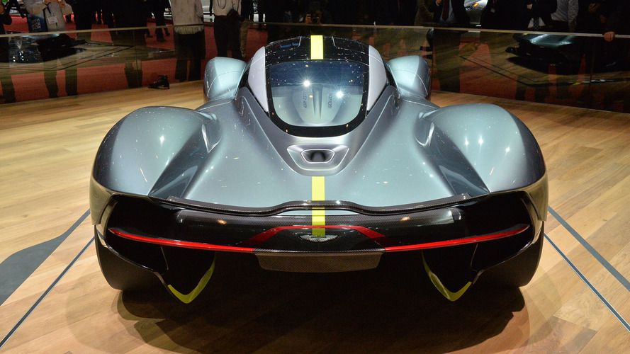 2019-aston-martin-valkyrie (2)