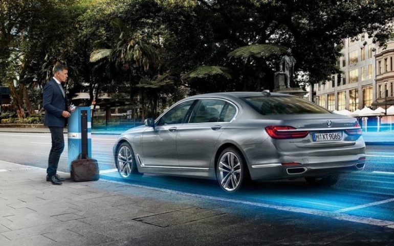 2016-BMW-7-Series