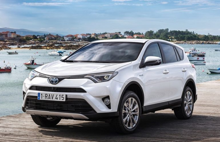 Toyota-RAV4_Hybrid_EU-Version-2016-1280-03