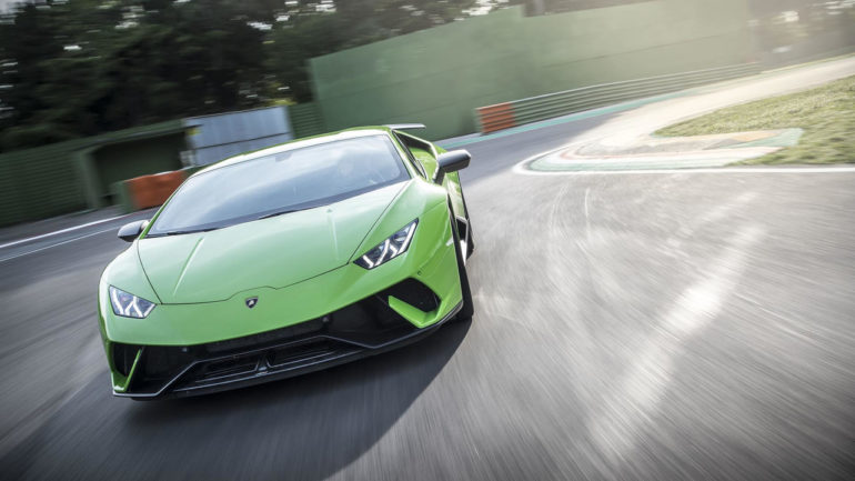 2017-lamborghini-huracan-performante-first-drive