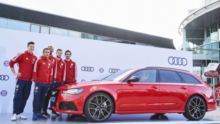 FC Bayern Muenchen New Car Handover